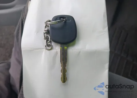 2005 Toyota Sienna Le z USA, uszkodzony, nr VIN 5TDZA23C55S308713